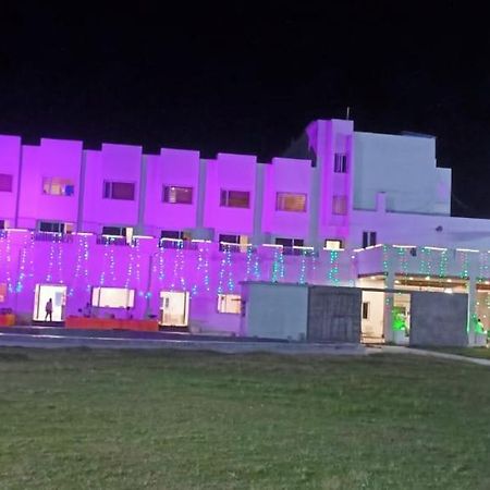 Hotel Savitri Signature Narsinghpur 외부 사진