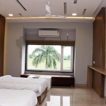 Hotel Savitri Signature Narsinghpur 외부 사진